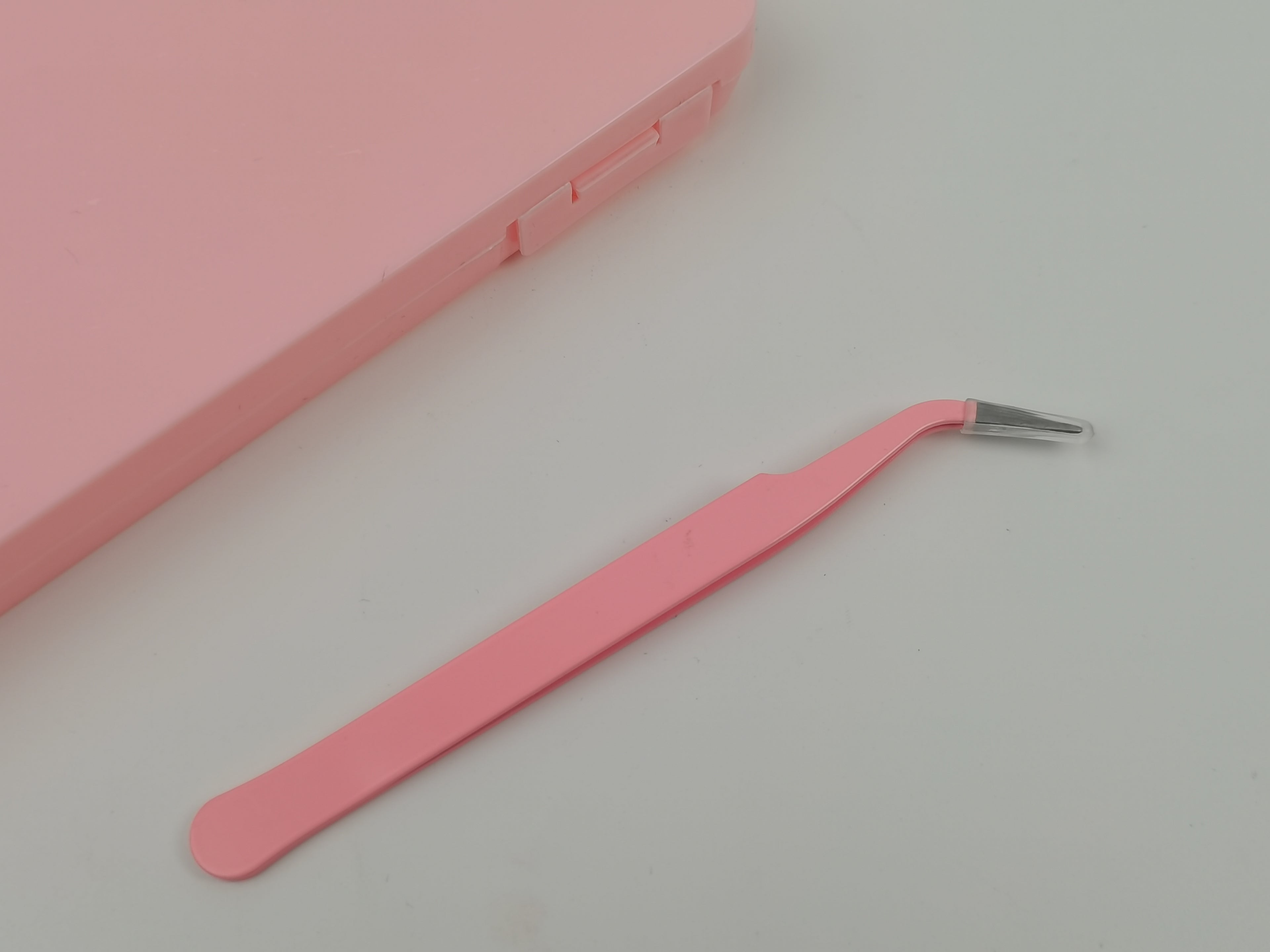 Pink Lash Tweezer's