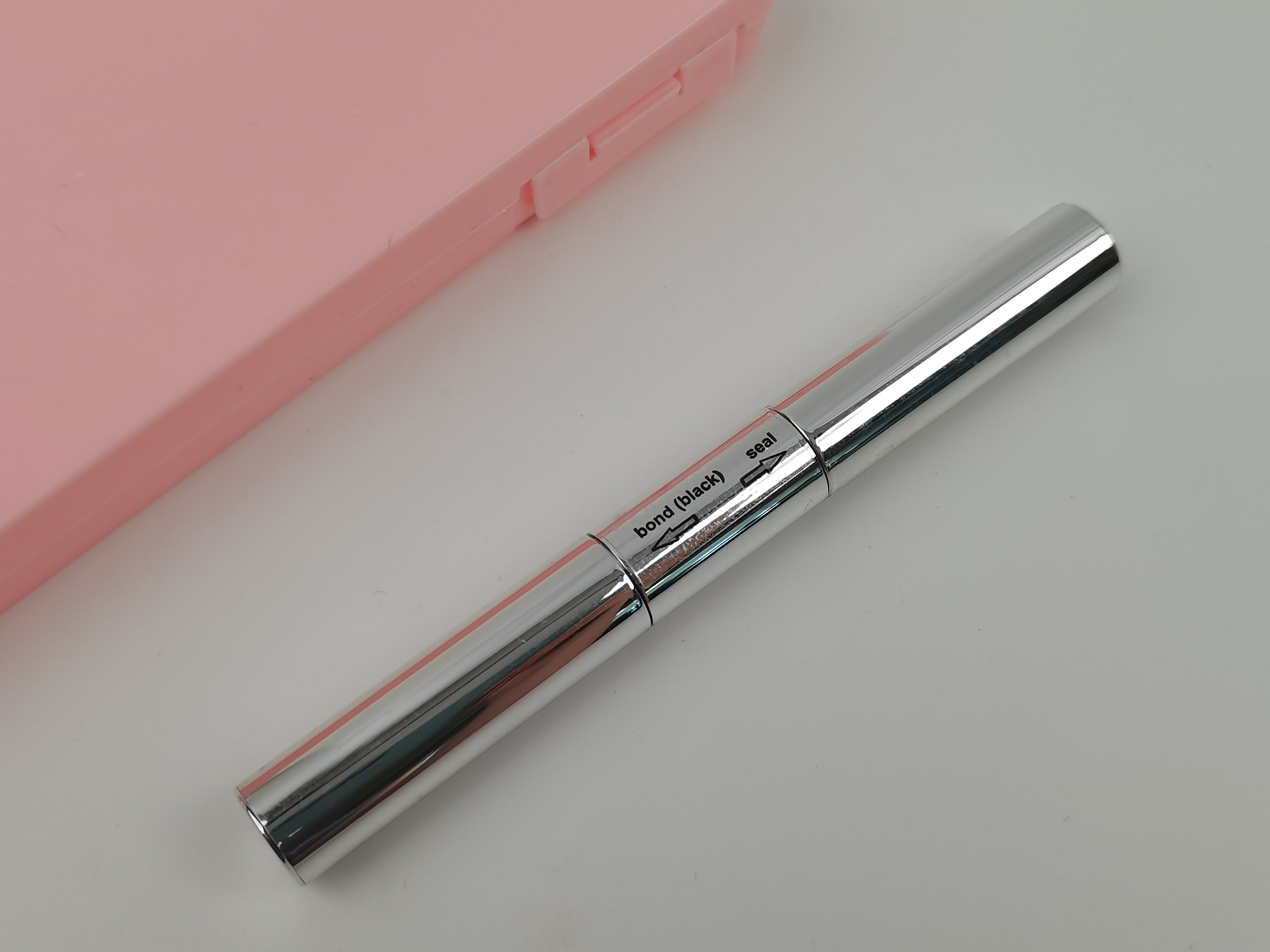 Lash Bond & Seal
